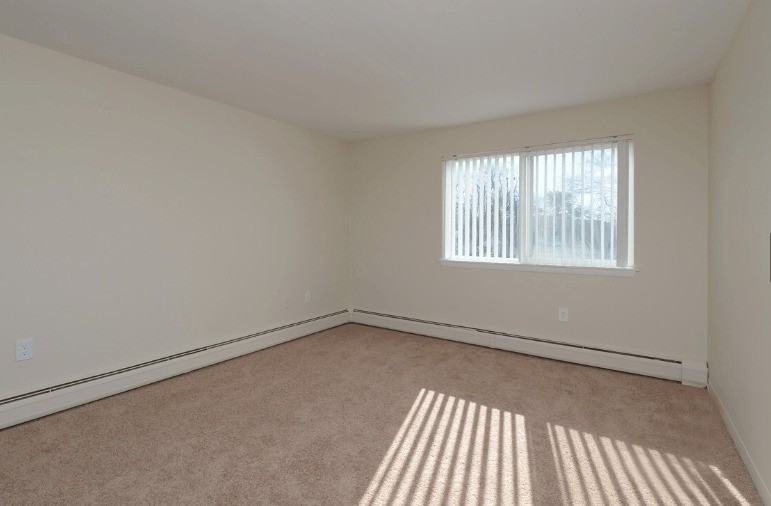 Shorewood - Photo 5 of 16