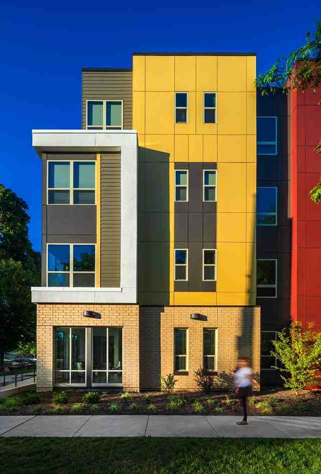 The Breese - Photo 2 of 49