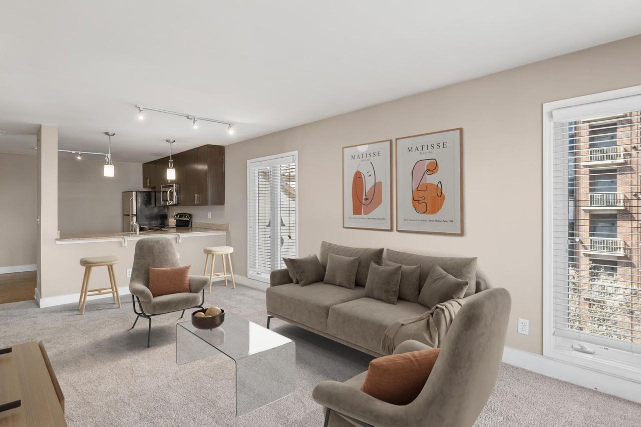 Cambria Luxury Apartment Homes - Photo 3 of 15