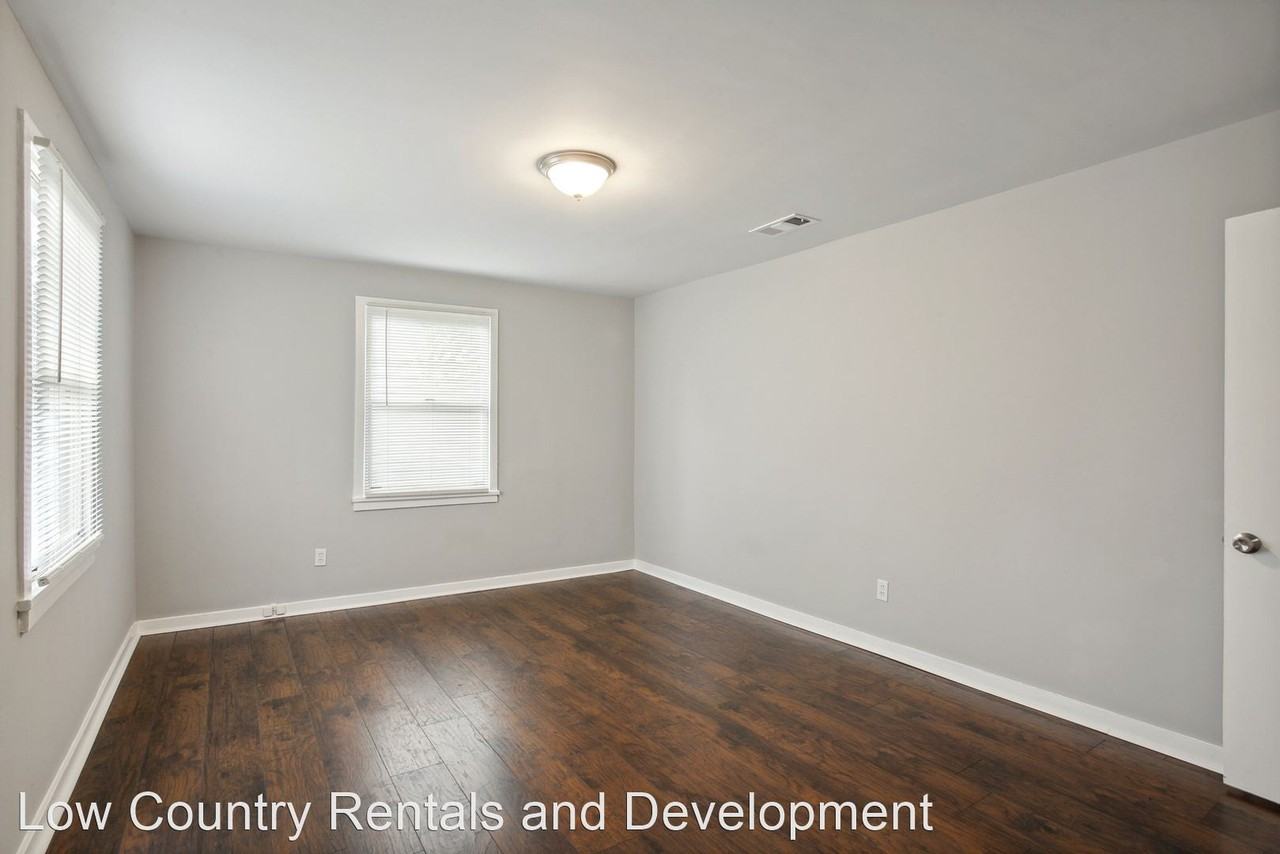 2118 New Mexico St - Photo 3 of 9