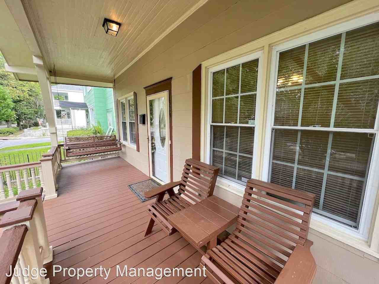 1304 E 32nd St - Photo 2 of 21