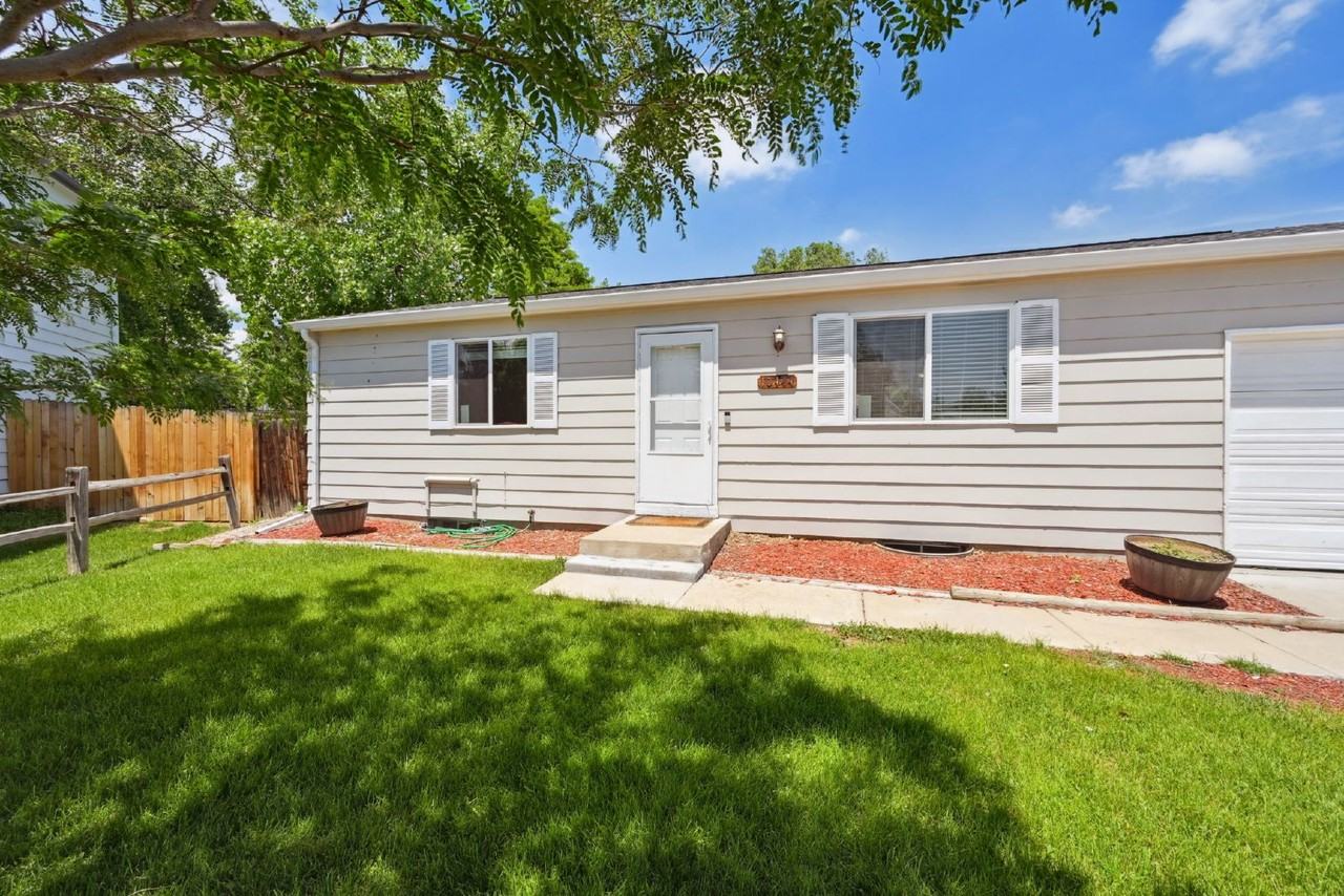 10444 Hoyt Ct - Photo 2 of 27