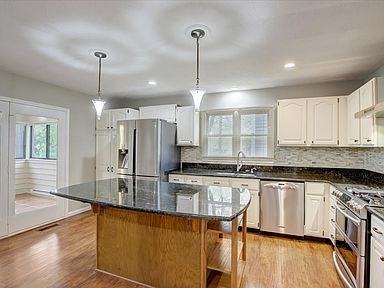 5518 Painted Maple Ct #NA - Photo 3 of 7