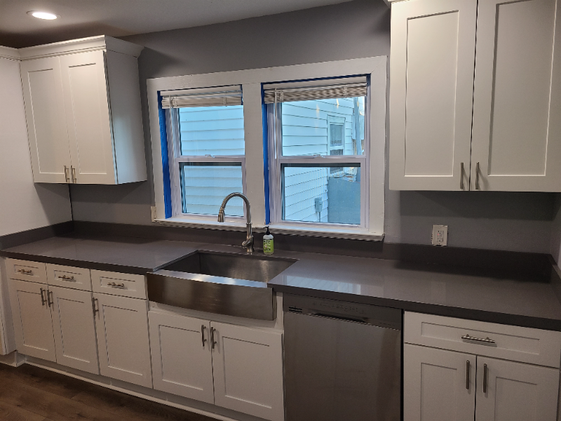 550 Brown Street - Photo 5 of 17