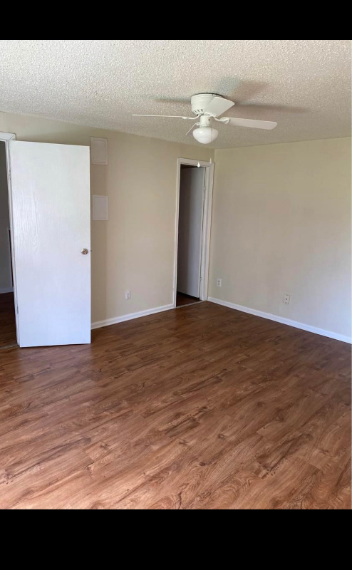 216 Marietta Pl - Photo 2 of 9