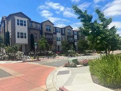 1554 Bleecker St - Photo 2 of 16