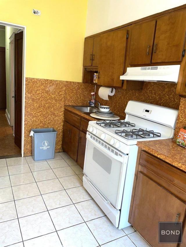 7407 64th Pl - Photo 2 of 11