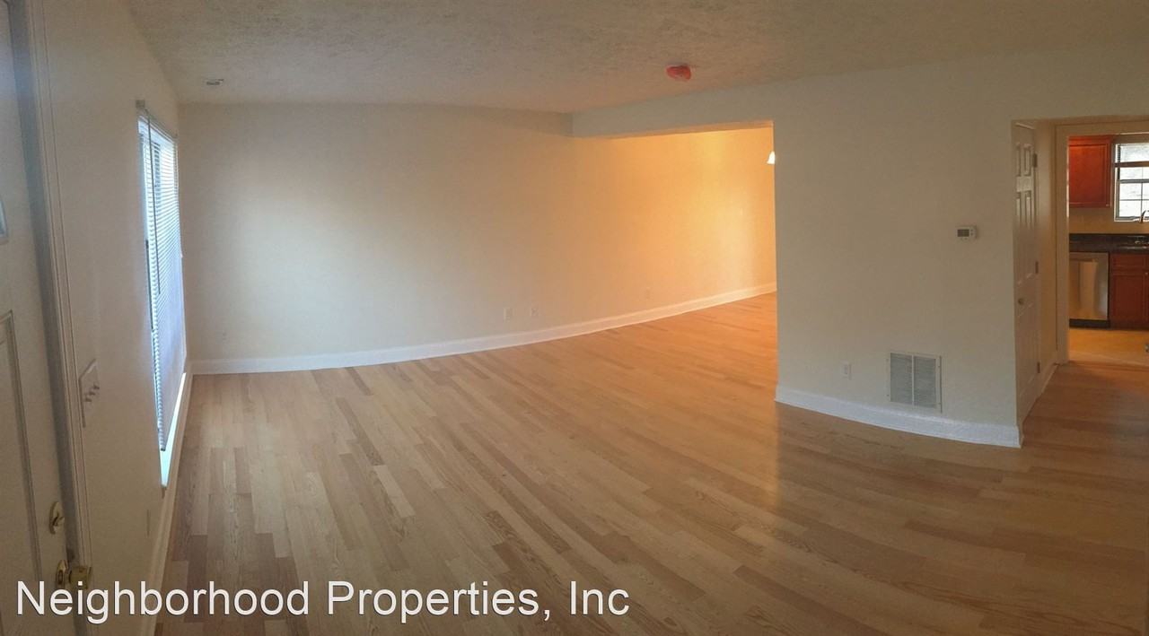 105 Longwood Drive A - Photo 3 of 20