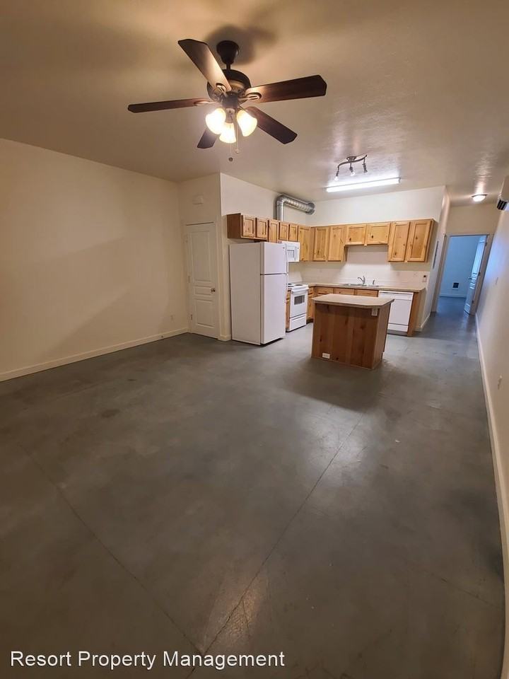 2909 N 4th St 5-6 & 8-16 - Photo 2 of 16