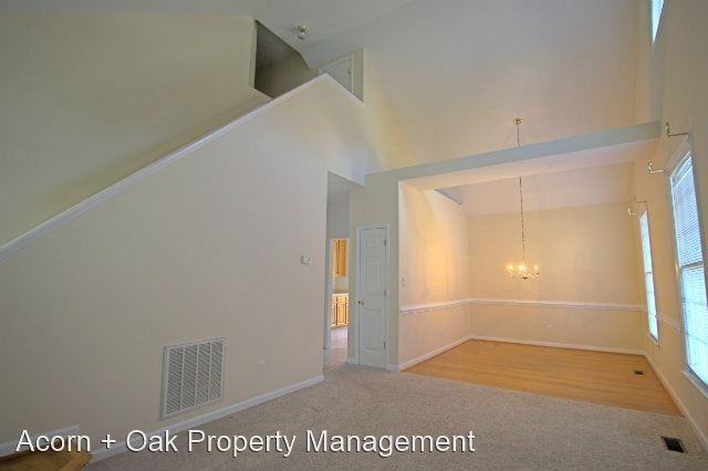 11 Porters Glen Pl - Photo 2 of 13