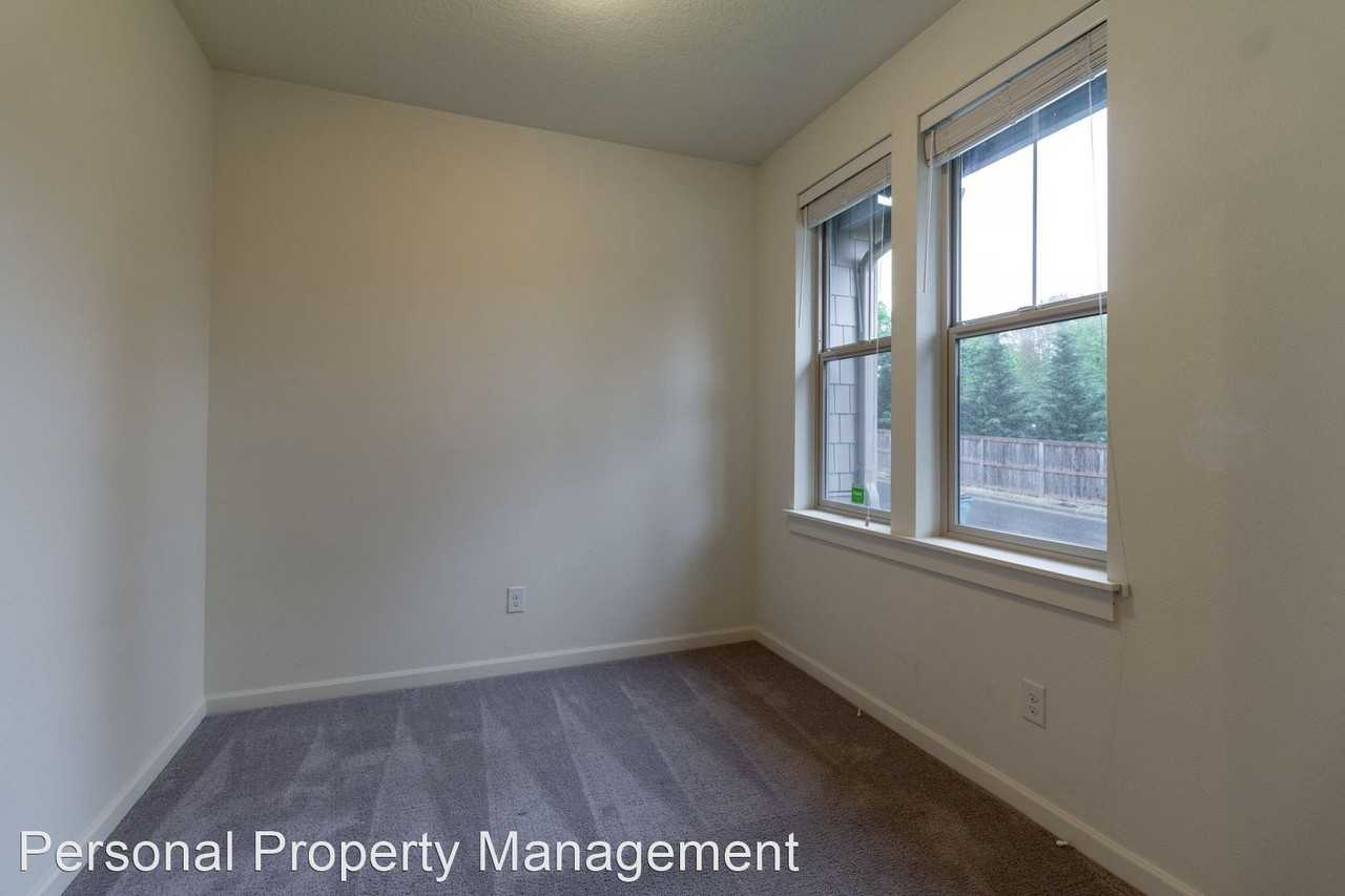 5112 Ne 124th Cir - Photo 2 of 21