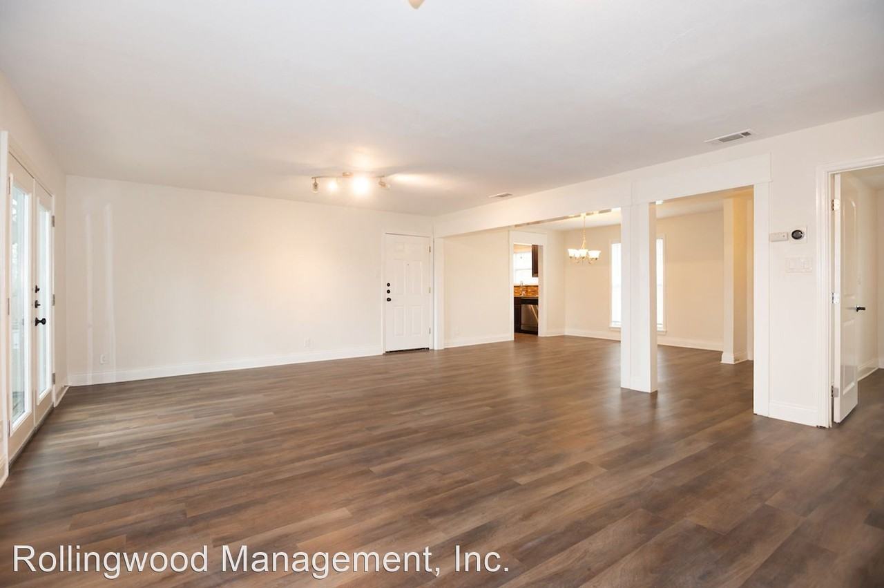2904 Northeast Dr - Photo 3 of 19