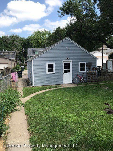 3210 Jackson St - Photo 3 of 12