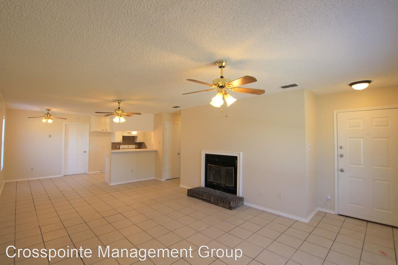 4359, 4361 Oak Hill - Photo 3 of 16