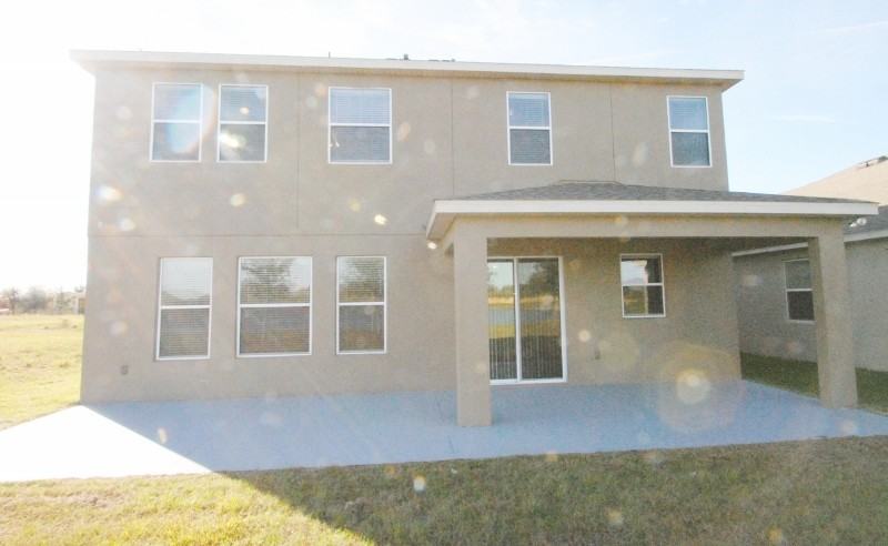 708 Barefoot Bay Loop - Photo 2 of 10