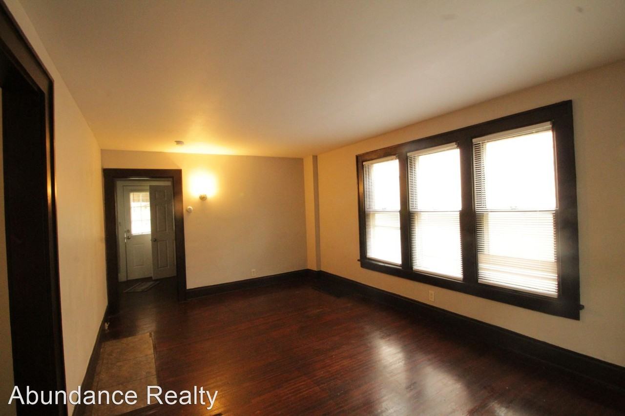 505 E Jenkins Ave - Photo 2 of 12