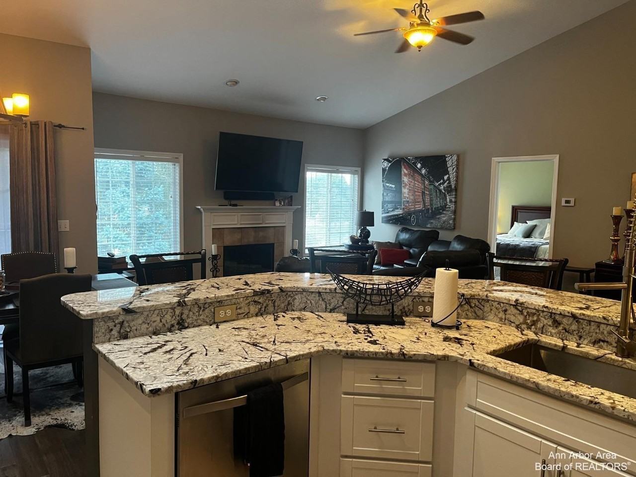 1652 Cassady Place Dr - Photo 3 of 23