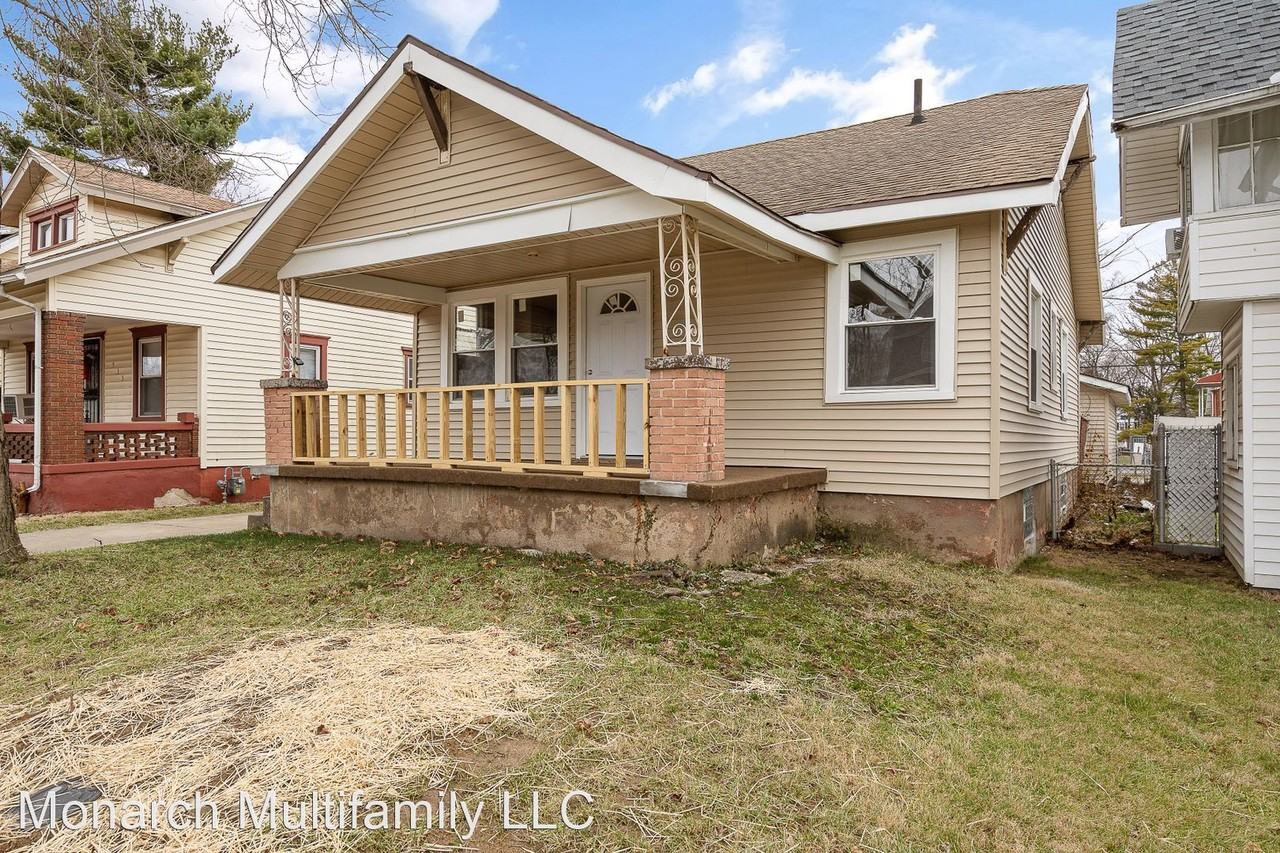 539 Evergreen Ave - Photo 3 of 23