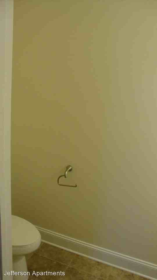 700 Michelle Ln - Photo 2 of 10