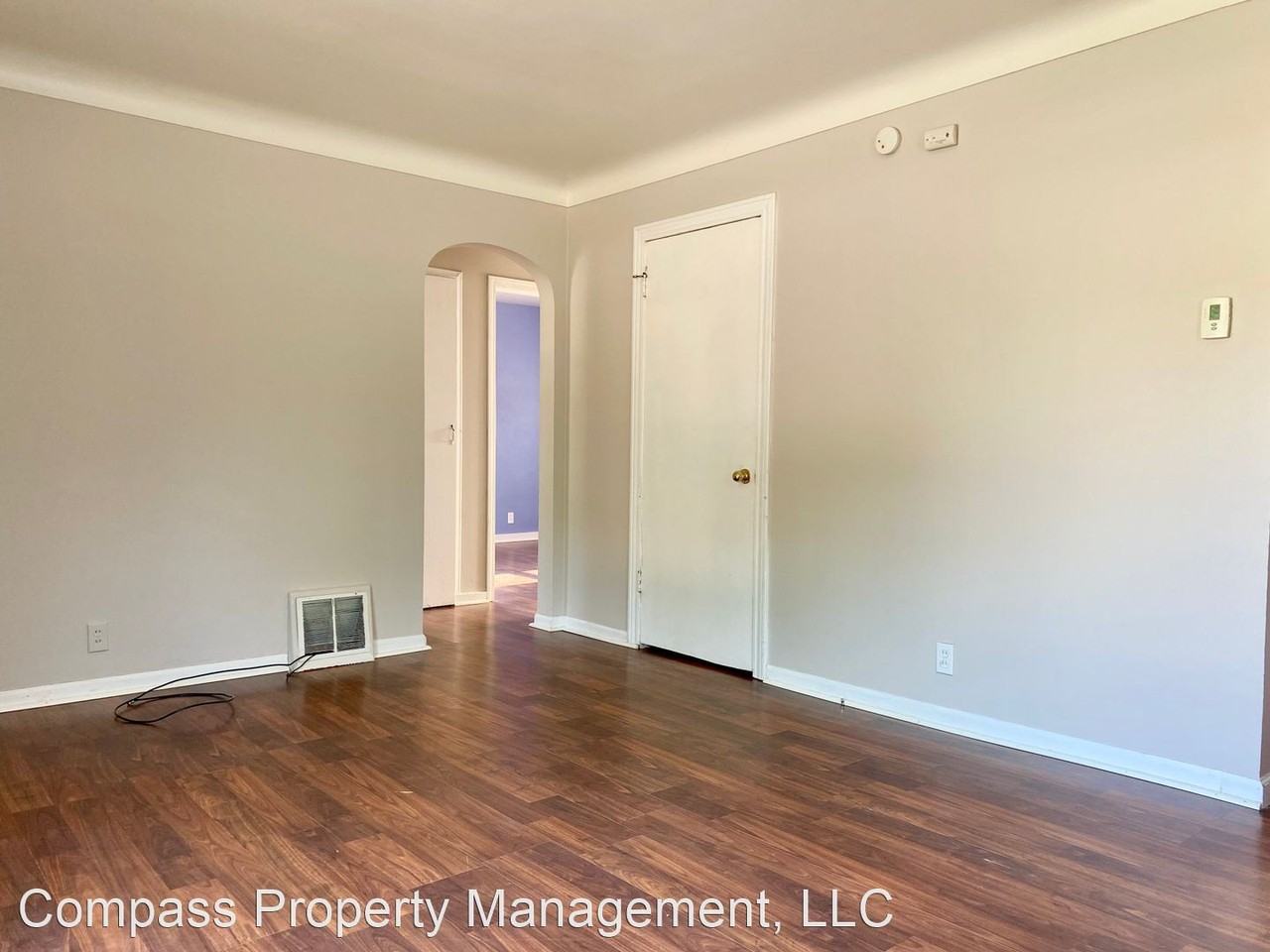 2064 Michael Ave Sw - Photo 2 of 19
