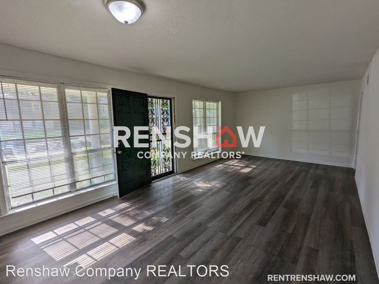 3039 Domar St - Photo 3 of 28