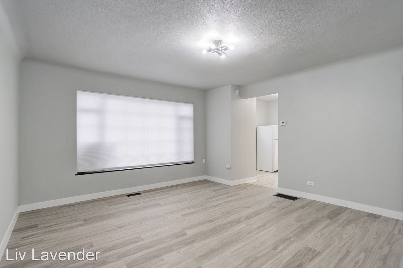 1452 Ivanhoe Street - Photo 3 of 11