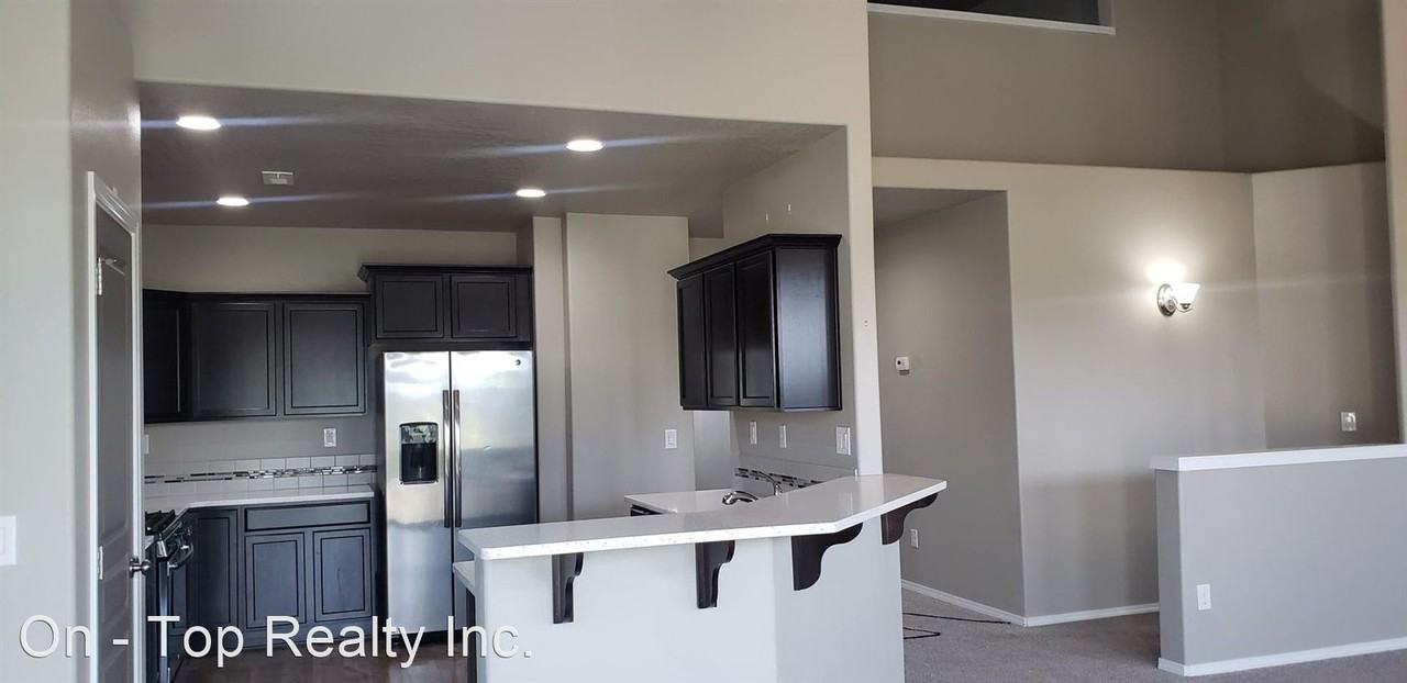 709 Osprey Dr - Photo 3 of 26