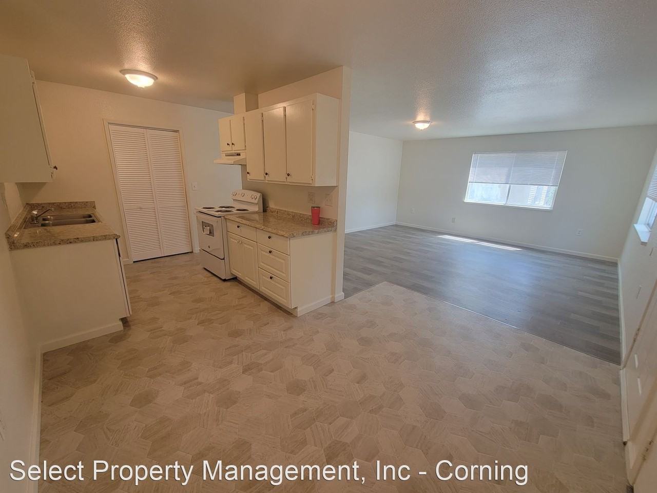 1469 4th Ave - Photo 2 of 20