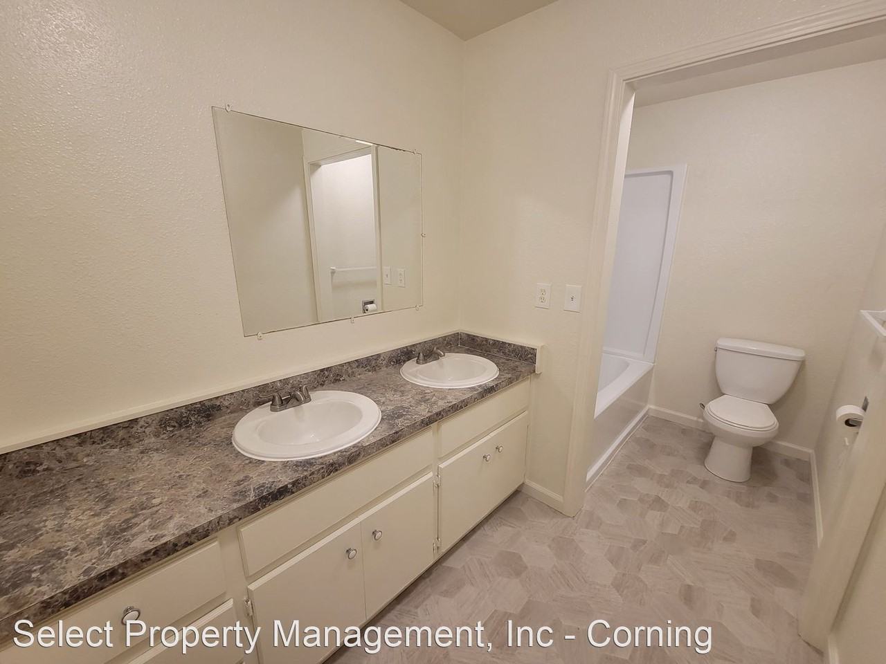 1469 4th Ave - Photo 3 of 20