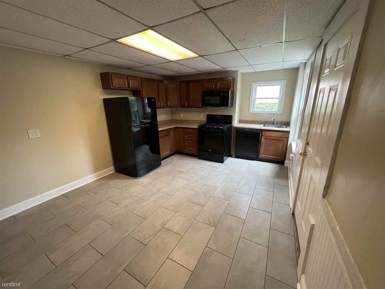 Now/august(uptown)pitt,point Park Univ,duquesne Un Apartments 1811