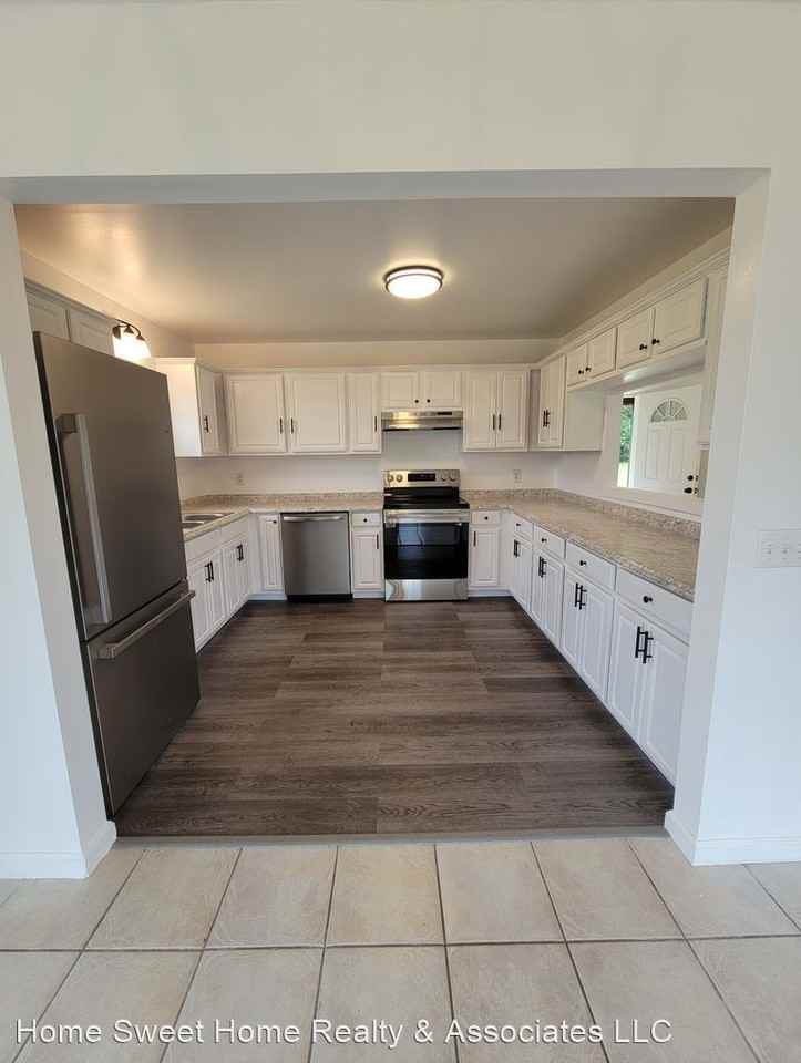 21555 Lawrence 2230 - Photo 2 of 49