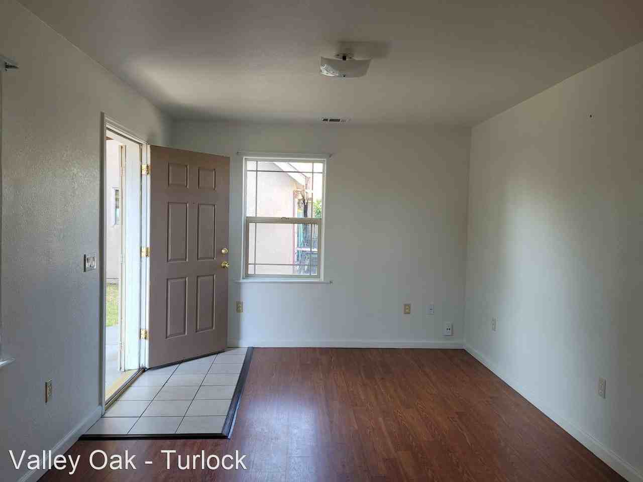 583/585 South Ave - Photo 2 of 6