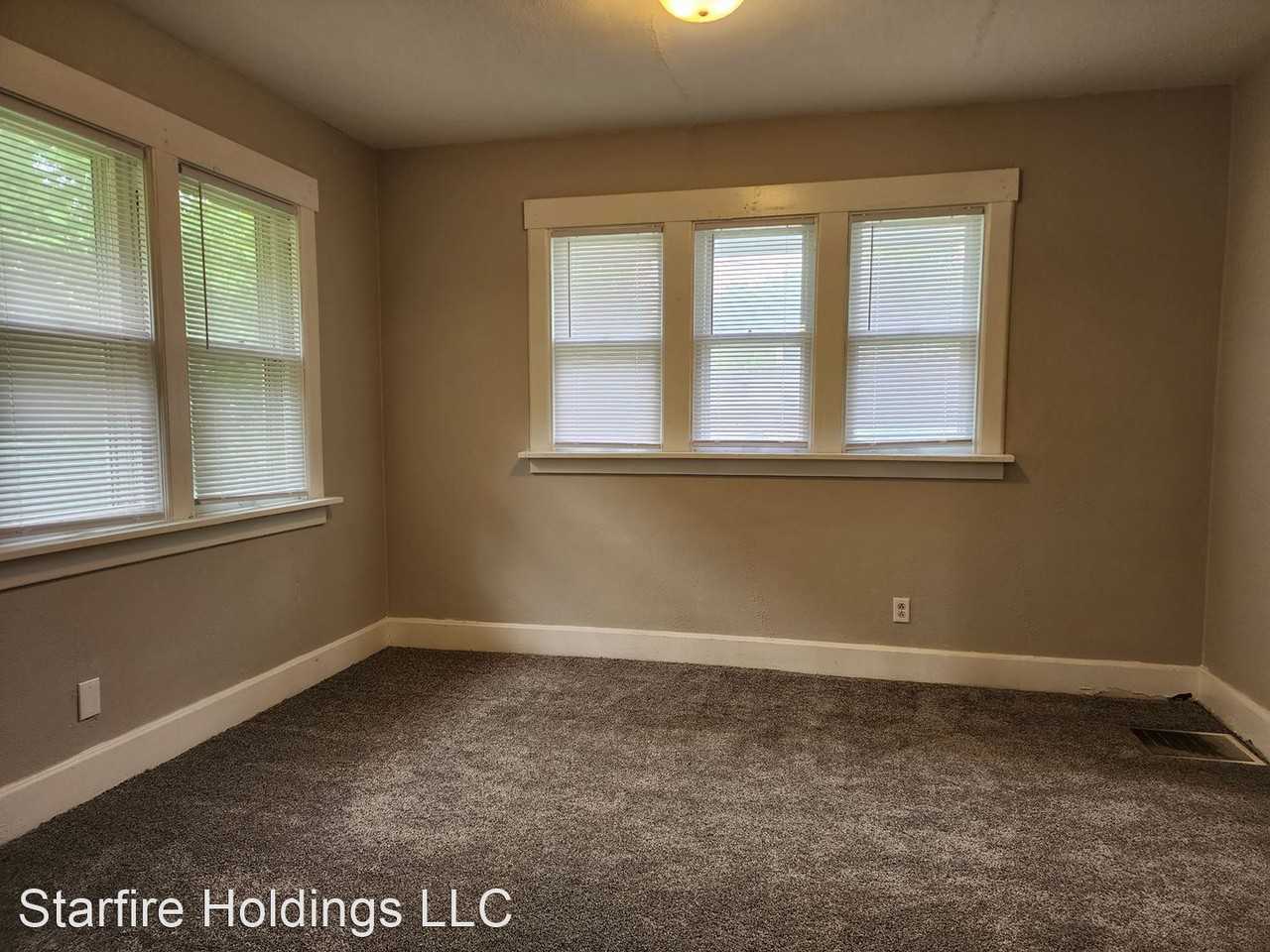 1128 Martin Luther King Jr Pkwy - Photo 3 of 12