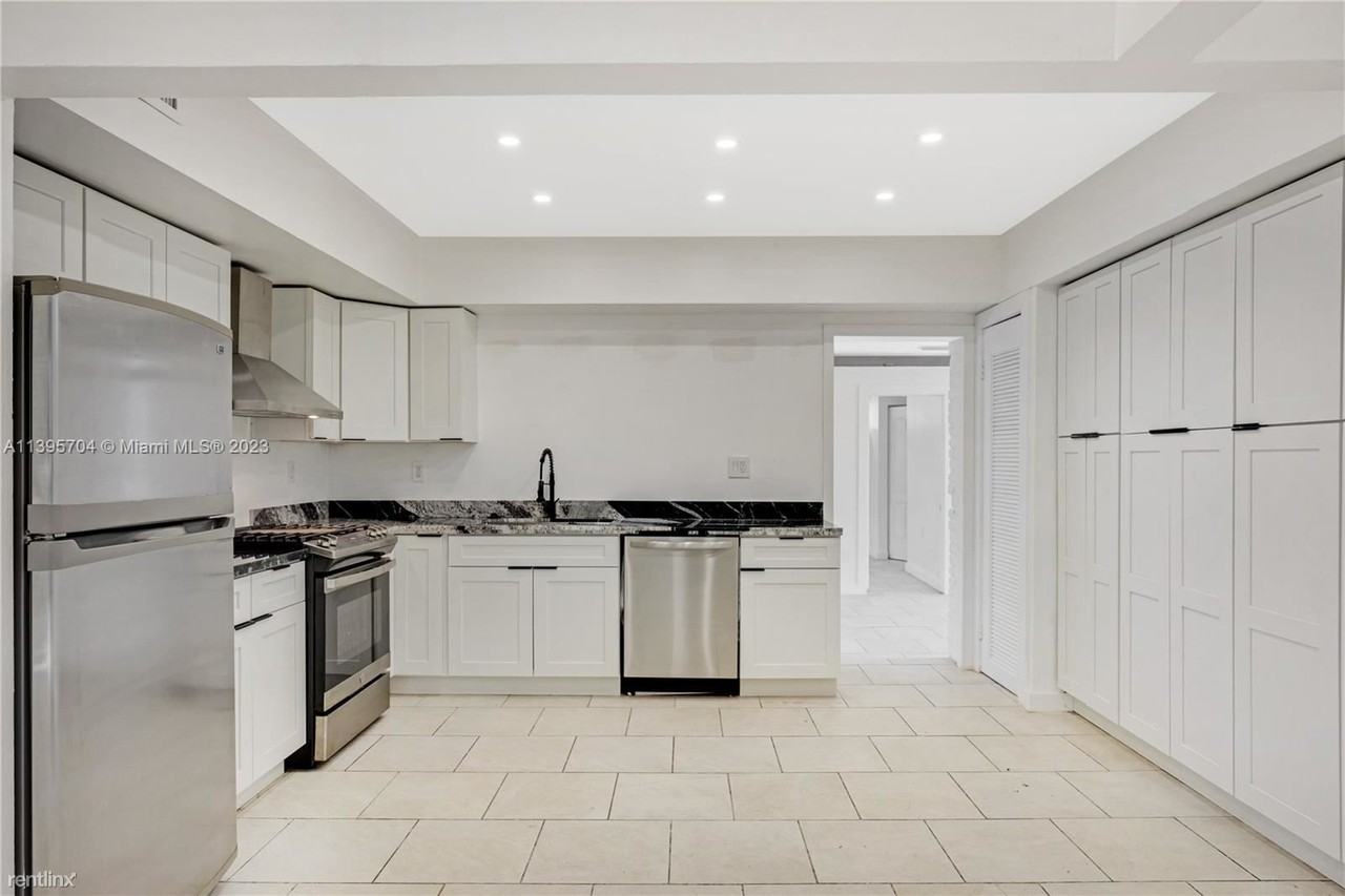 50 Ne 132nd Ter - Photo 2 of 30