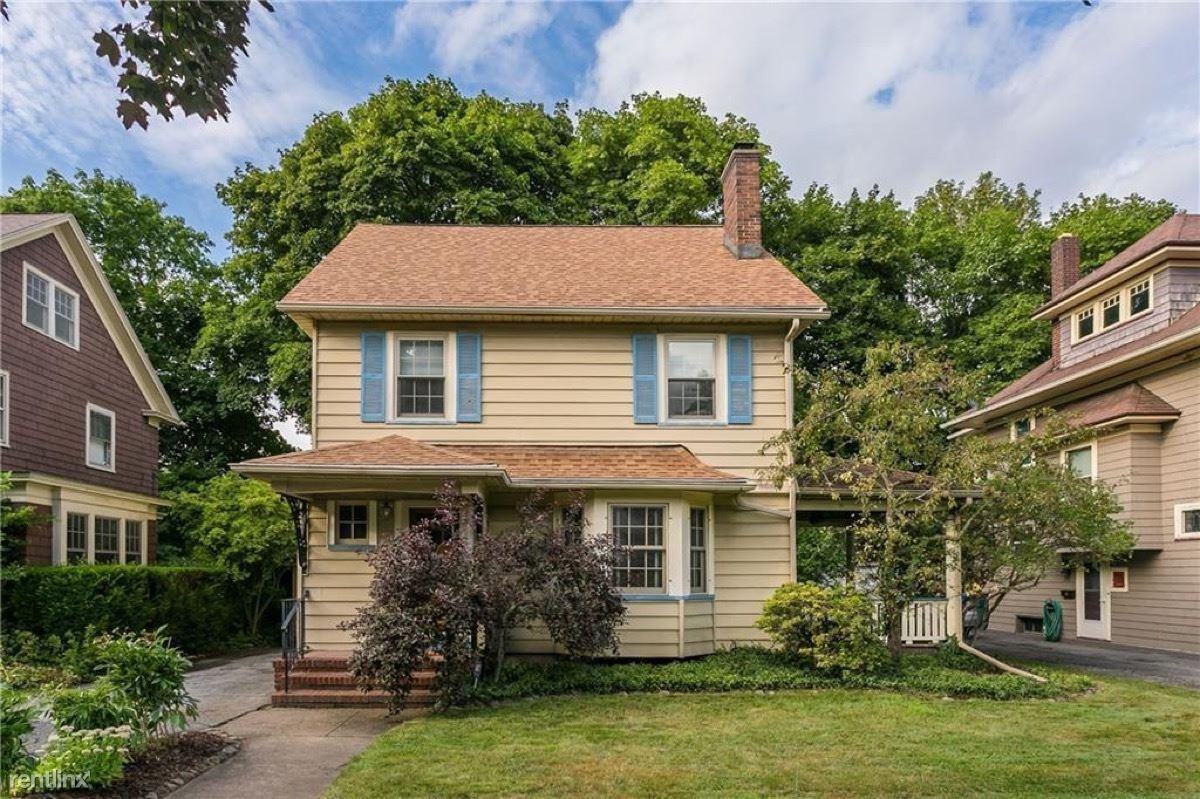 268 Rockingham St - Photo 2 of 20