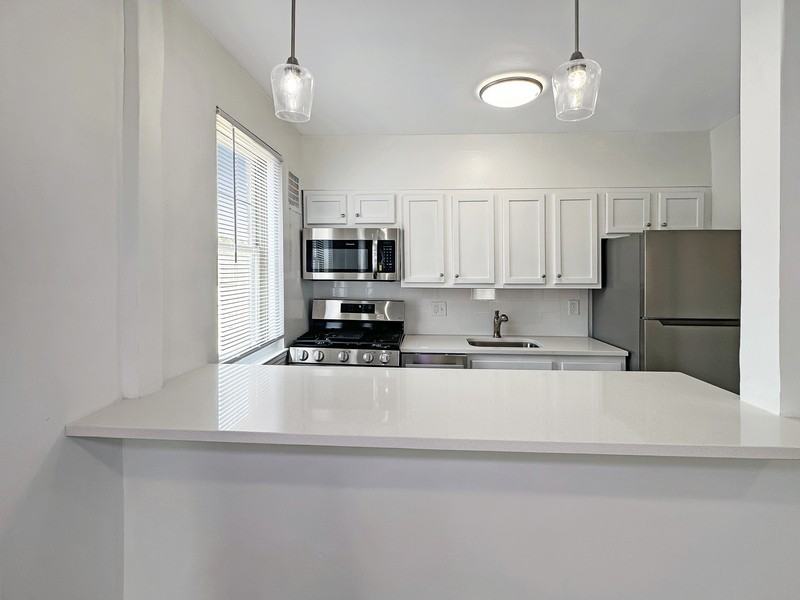 514 Walker Ave #D - Photo 2 of 20