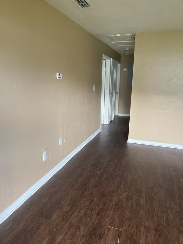 405 Se 7th Ter - Photo 3 of 12