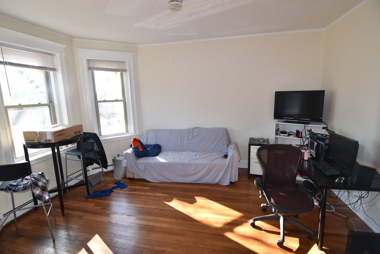 1669 Commonwealth Ave #6 - Photo 2 of 11