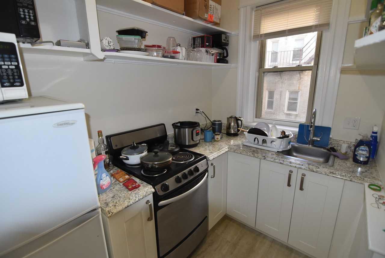 1669 Commonwealth Ave #6 - Photo 5 of 11