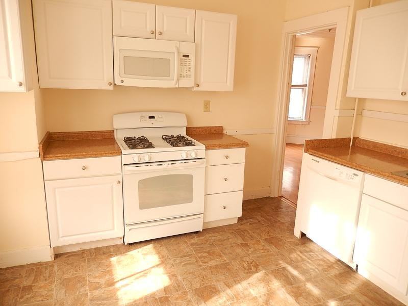 Sanborn Ave #3 - Photo 2 of 29