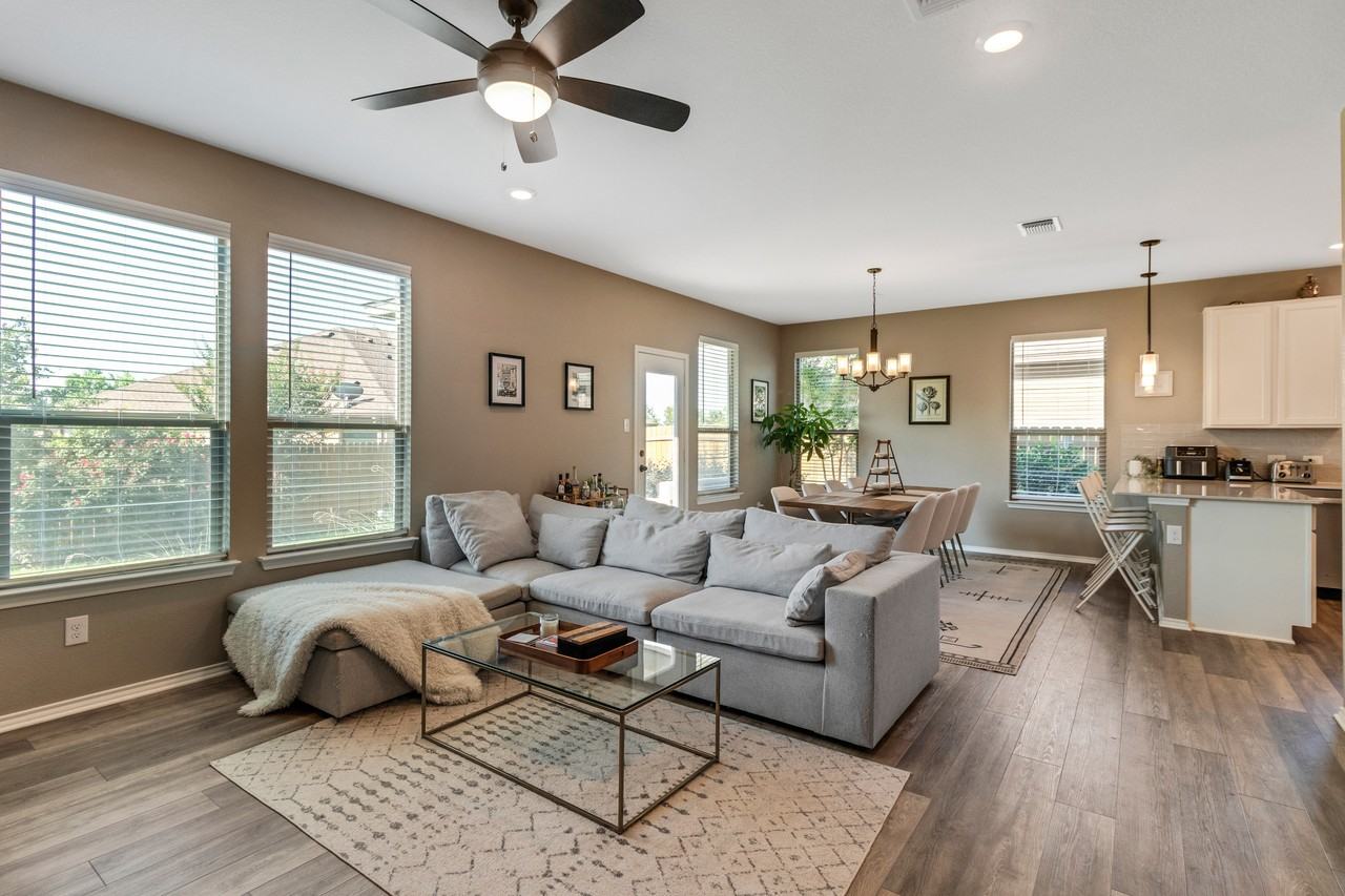 402 Thunder Valley Trl - Photo 6 of 33