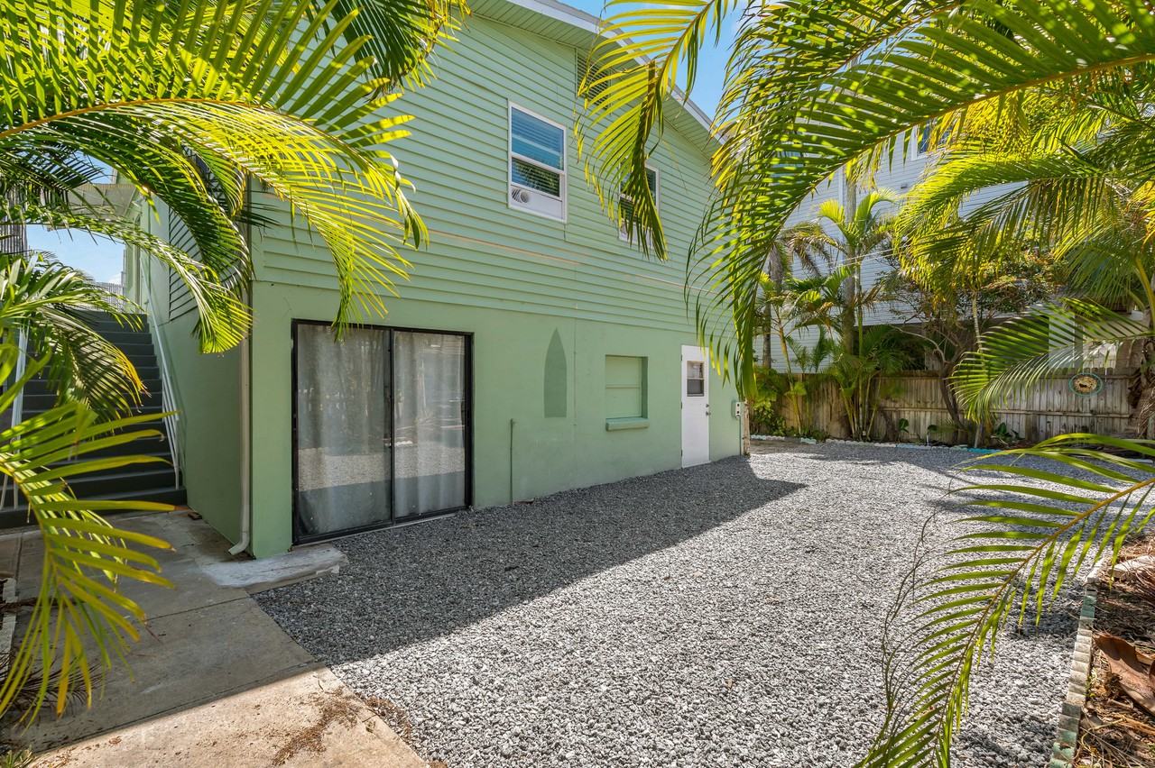 8441 Bayshore Dr #A - Photo 3 of 50