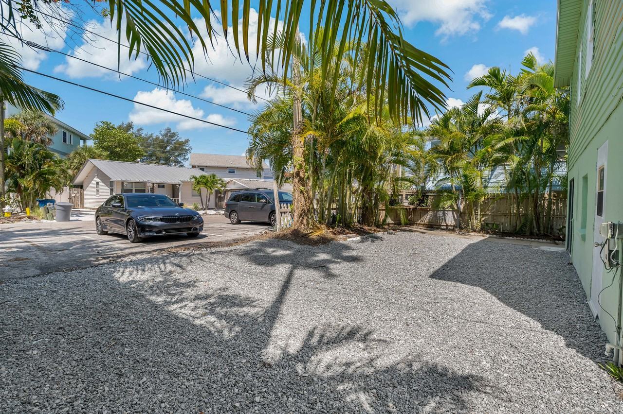 8441 Bayshore Dr #A - Photo 4 of 50