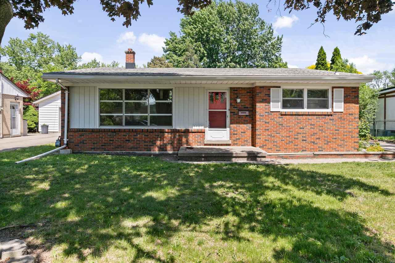 3182 Everts Ave - Photo 2 of 29