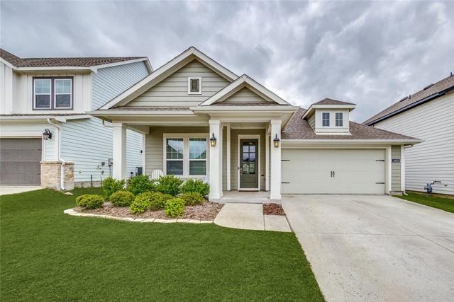 2413 Robin Way - Photo 2 of 36