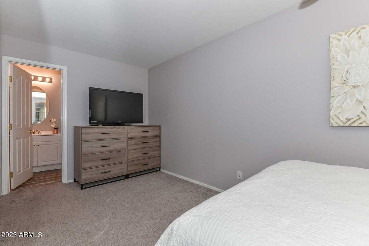 34903 N 30th Ave - Photo 2 of 31
