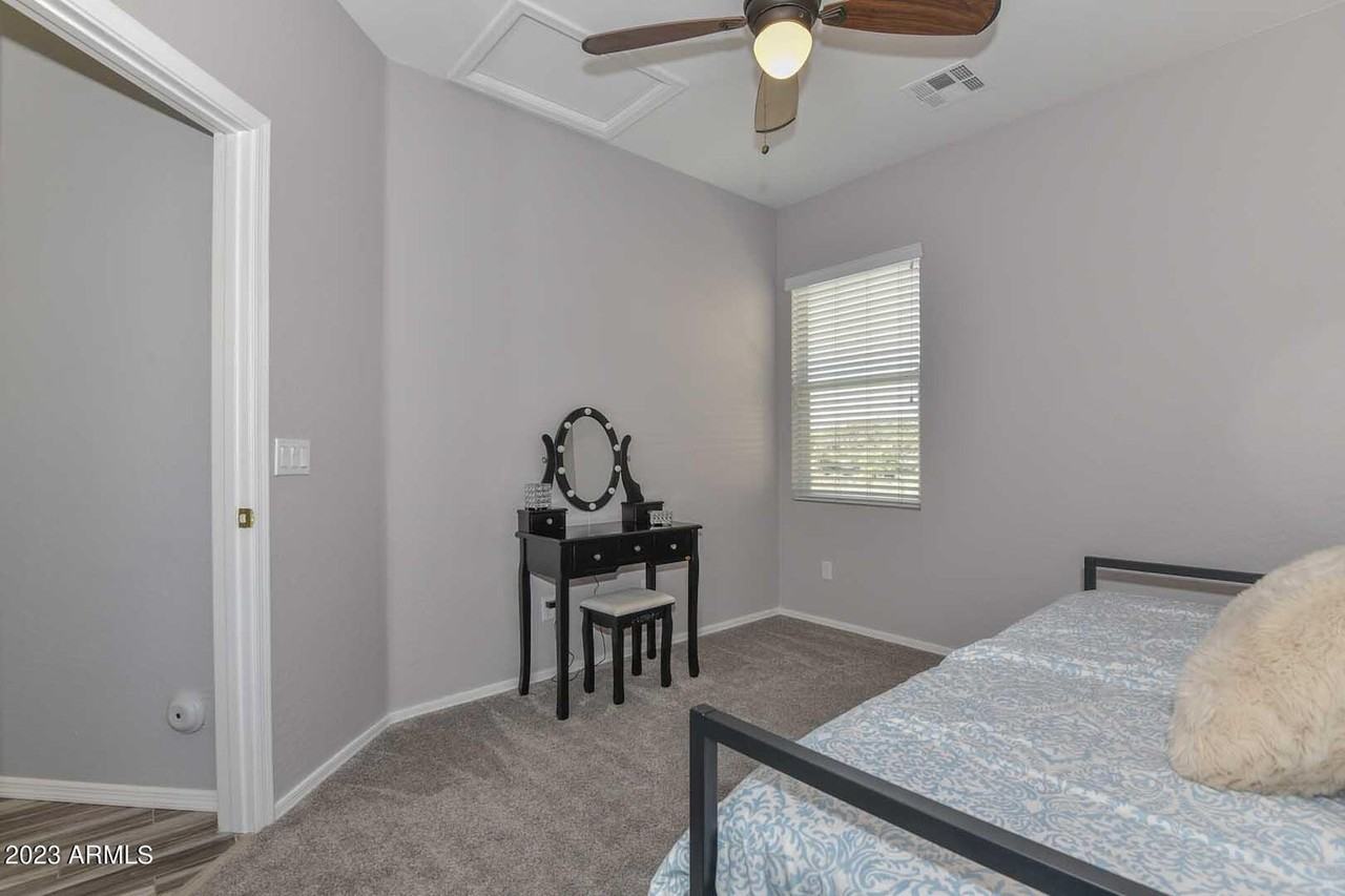 34903 N 30th Ave - Photo 5 of 31