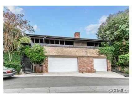 11 N Stonington Rd - Photo 3 of 27