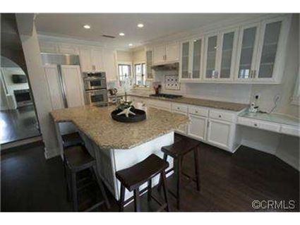 441 Carnation Ave - Photo 3 of 22