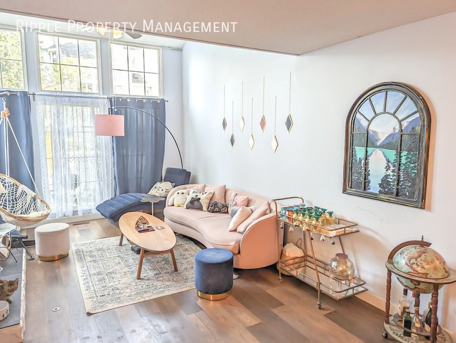 28 Berwick Cres Nw #58 - Photo 2 of 35